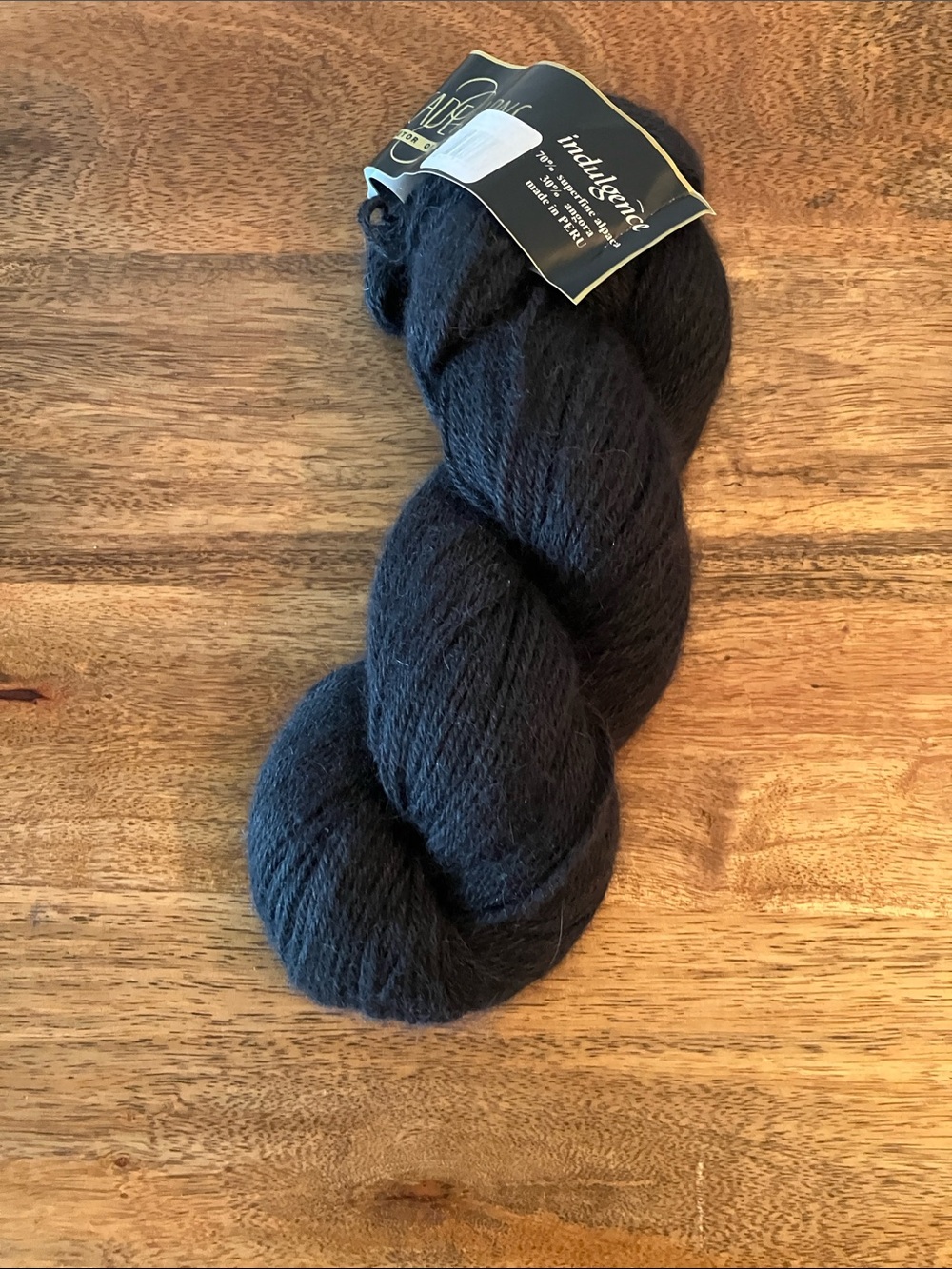 Cascade Yarns Indulgence Alpaca Angora Yarn Black Luxury Peru Soft Fuzzy Skein